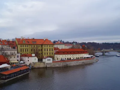 Прага
