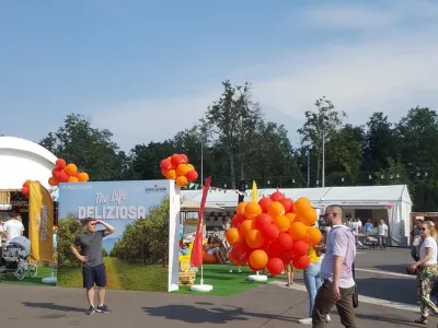 В городе