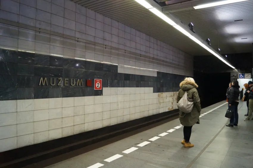 Метро в Праге