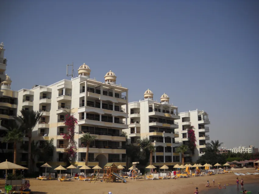 Отель Sunrise Holidays