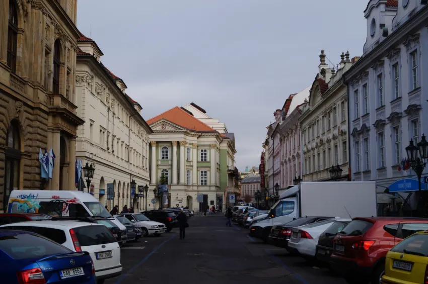 Прага